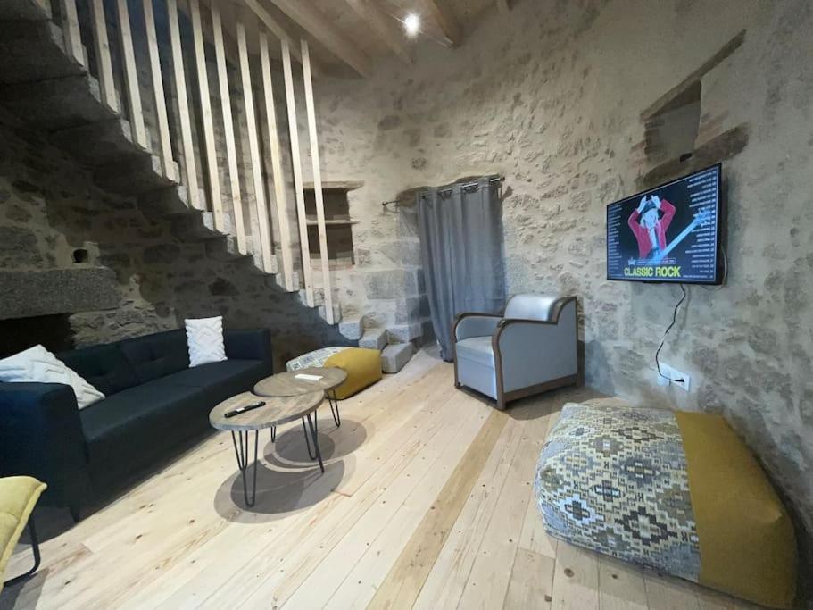 Loue Ancien Moulin A Vent Avec Piscine Et Jacuzzi Villa Neuvy-Bouin Eksteriør billede